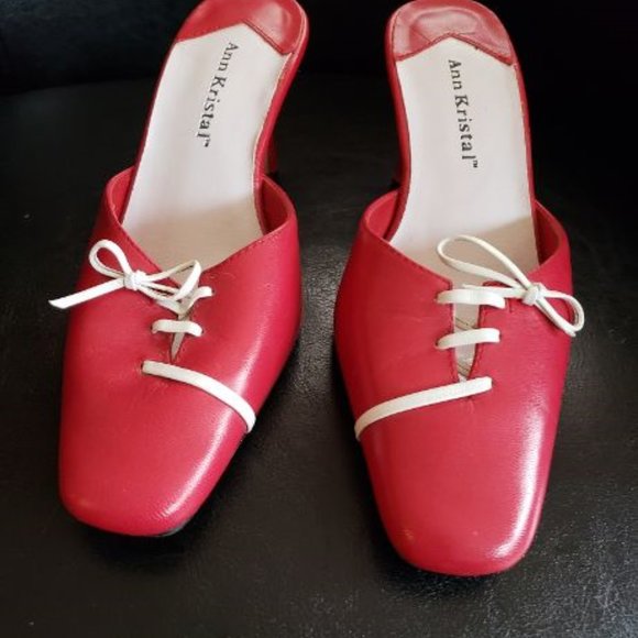 Ann Kristal slip on - Picture 1 of 4